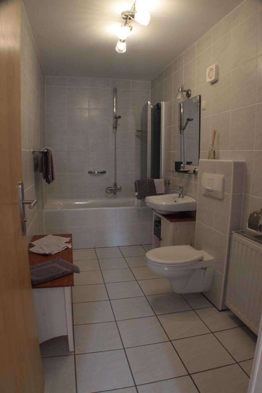 Zum Baren - Einfach Anders Hotel Mainbernheim Bagian luar foto